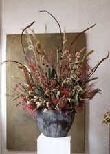 Luxury dried flower arrangement with natural tropical leaves and banksia. - Design by Nature Flowers - Dried Flowers