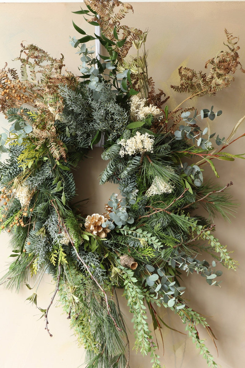 KEEP IT GREEN ~ CHRISTMAS WREATH ~ HANDMADE - Design by Nature Flowers - 